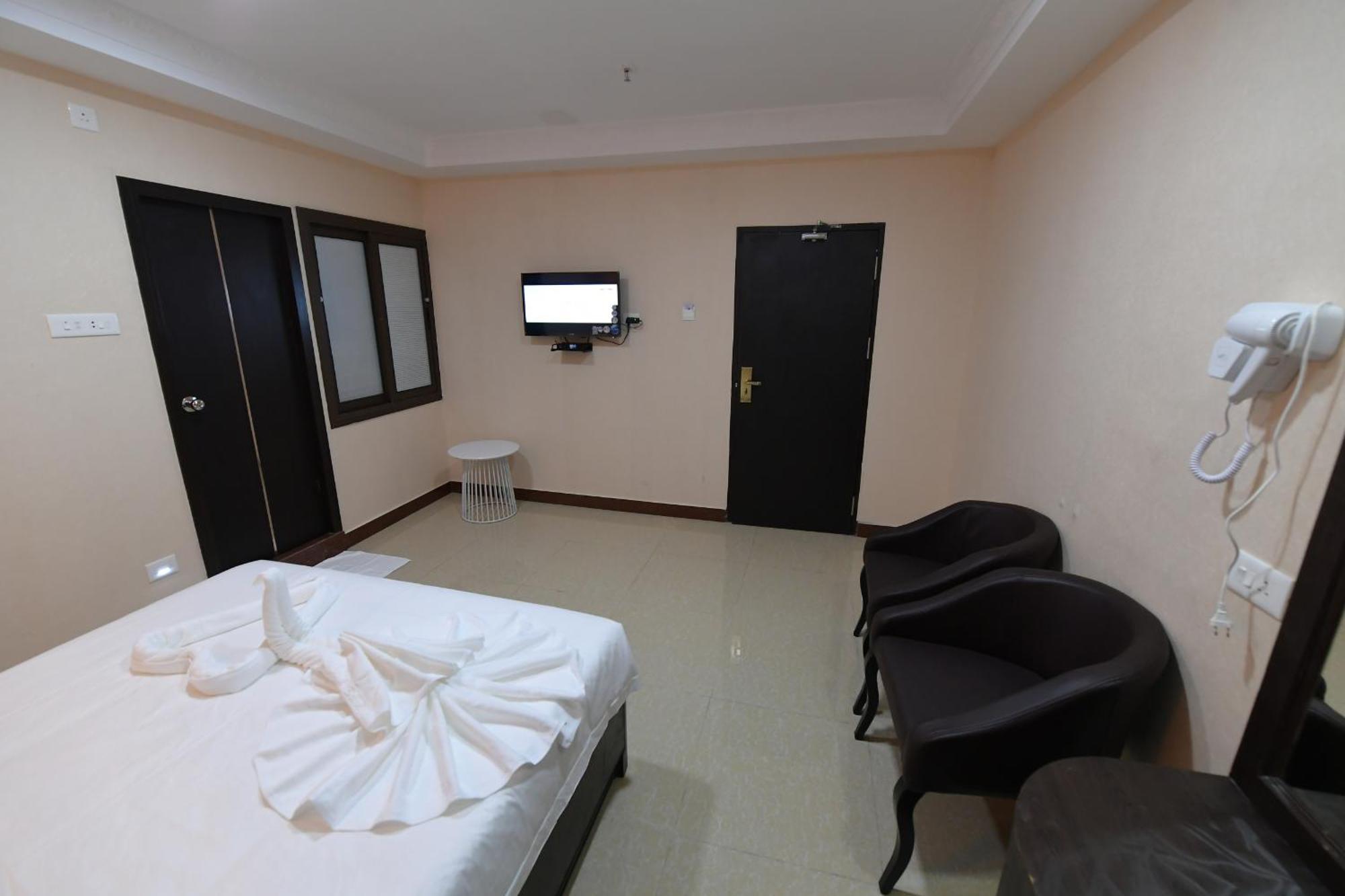 Tiruchirappalli Coastal Grand Hotel Sampath מראה חיצוני תמונה
