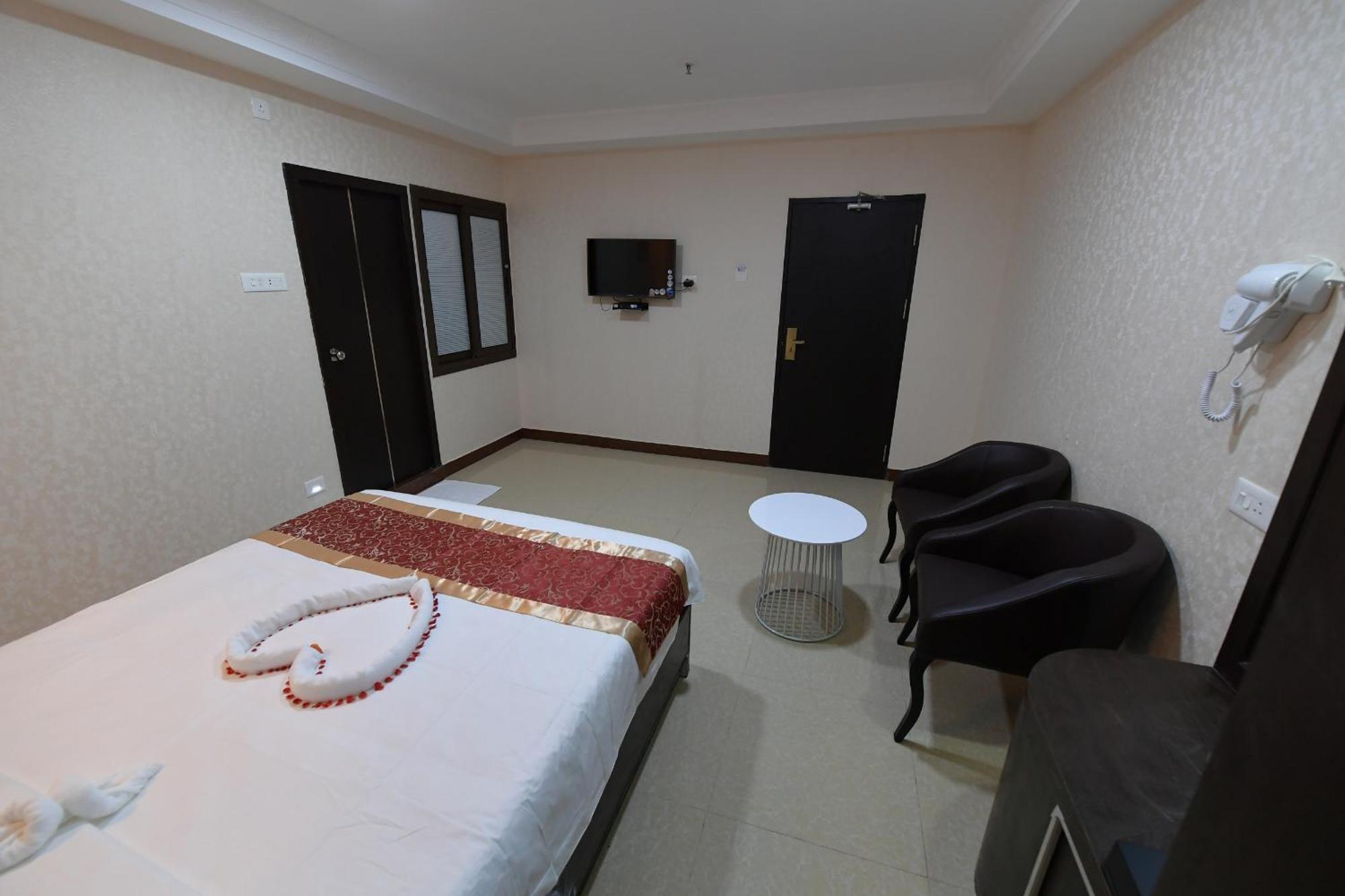 Tiruchirappalli Coastal Grand Hotel Sampath מראה חיצוני תמונה